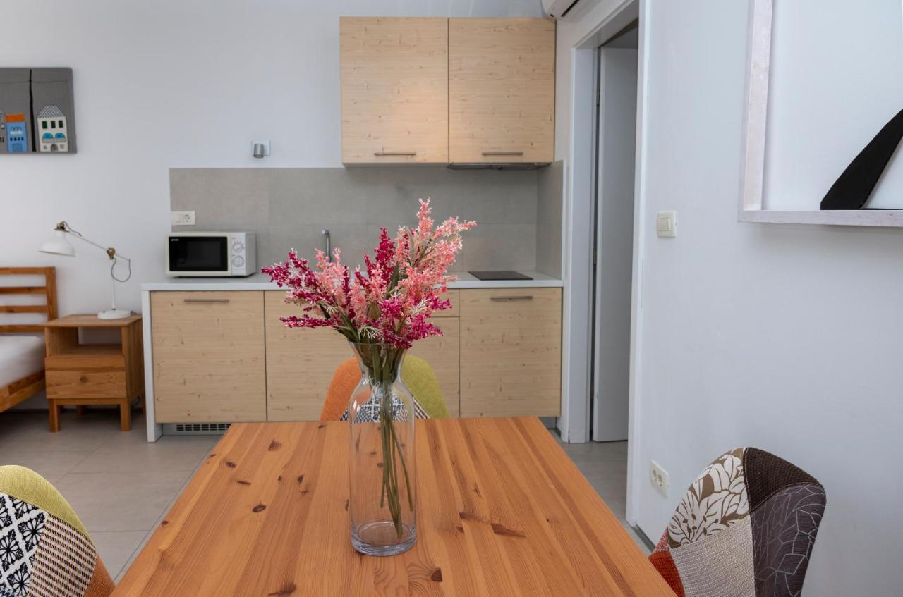 Luxury Apartments Jolara Mimice Dış mekan fotoğraf