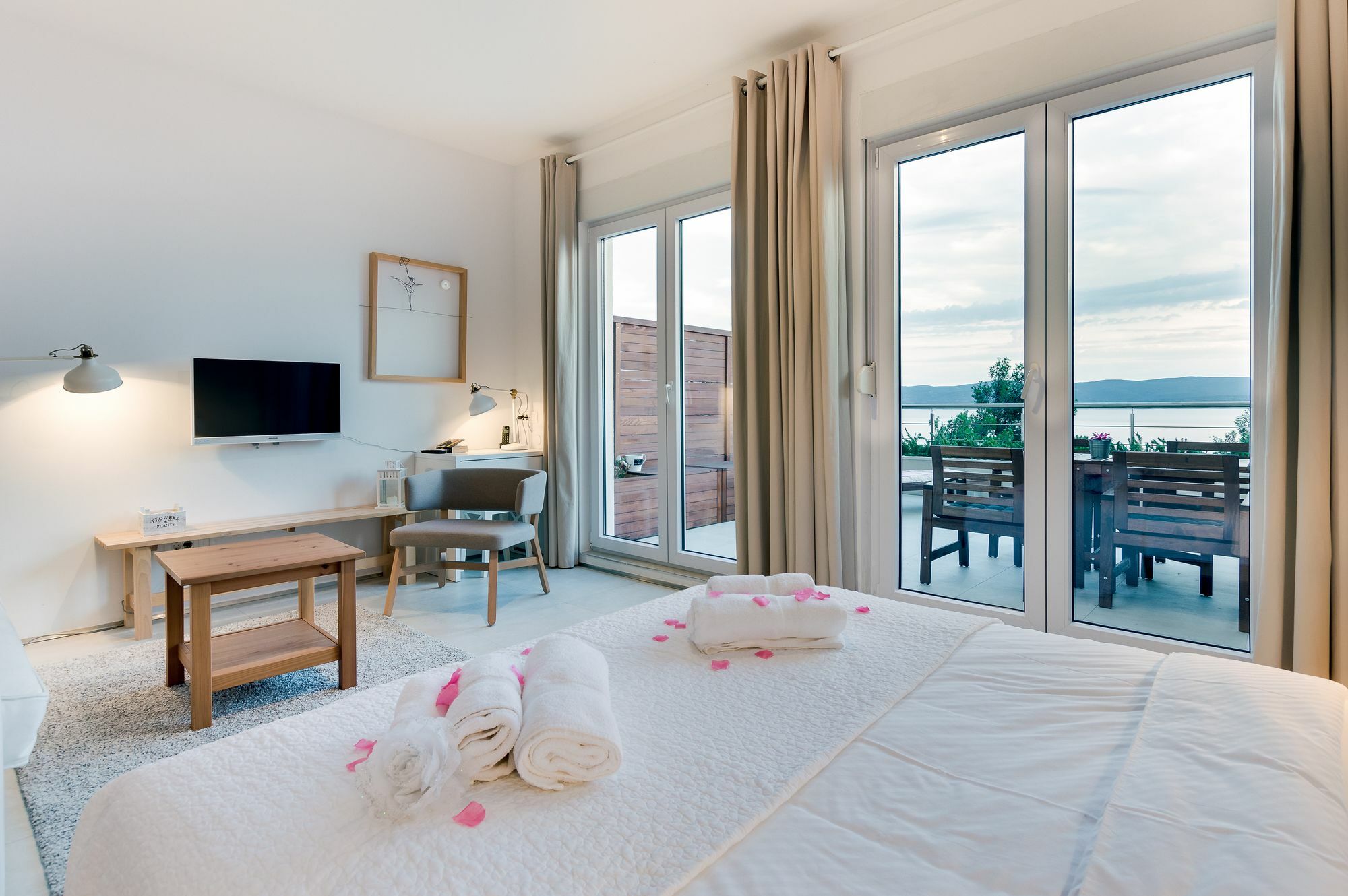Luxury Apartments Jolara Mimice Dış mekan fotoğraf